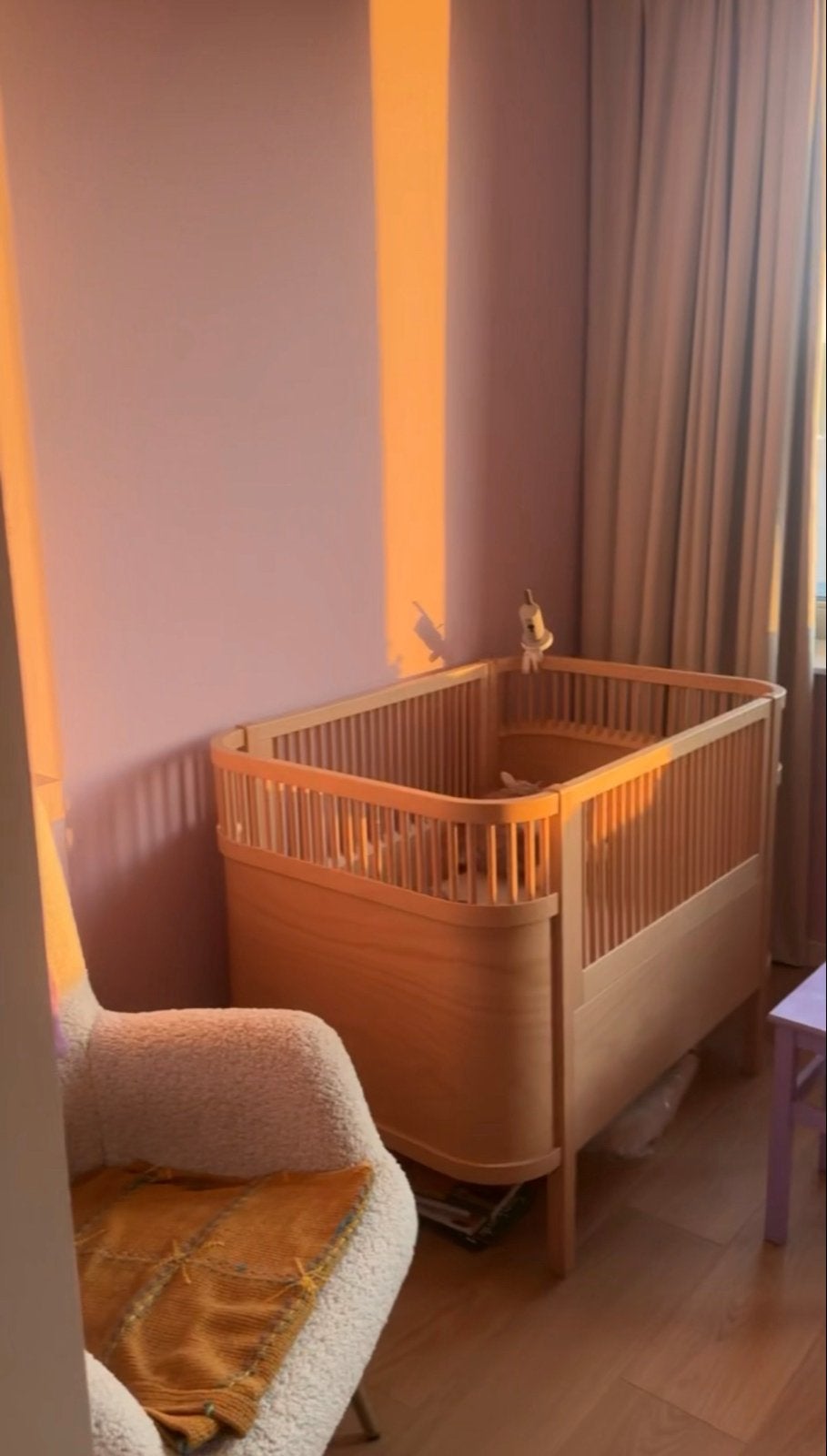 Sebra meegroei bed baby & jr. - wooden edition, Ophalen, Zo goed als nieuw, Ledikant