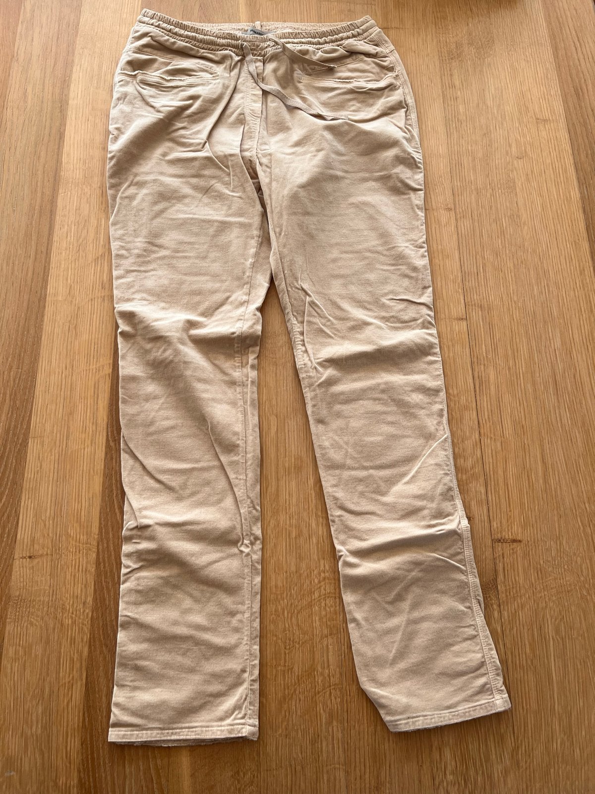 Humanoid ribfluwelen broek beige/geel maat L, Kleding | Dames, Beige, Maat 42/44 (L), Ophalen of Verzenden, Zo goed als nieuw