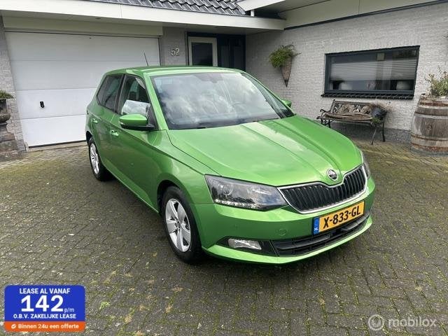 Skoda Fabia 1.2 TSI Style Airco Cruise 137.126km., Auto's, Euro 6, 4 cilinders, Bedrijf, Handgeschakeld