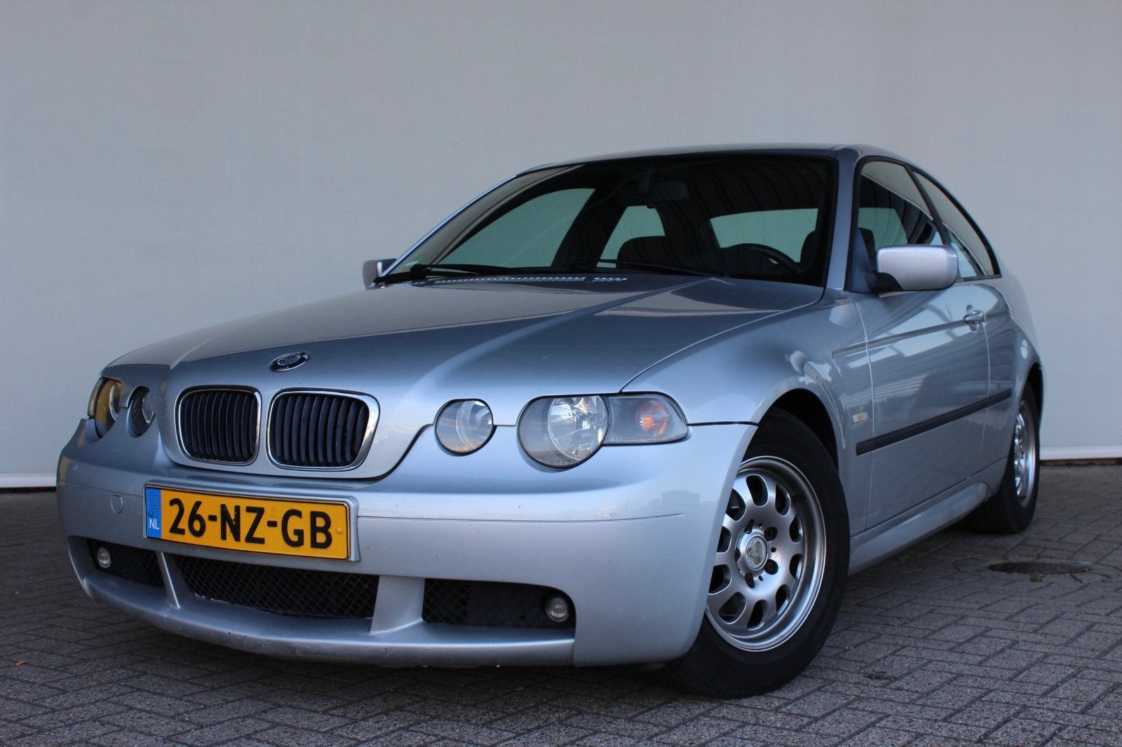 BMW 3-Serie Compact 316ti, Achterwielaandrijving, 1250 kg, Zwart, 4 cilinders
