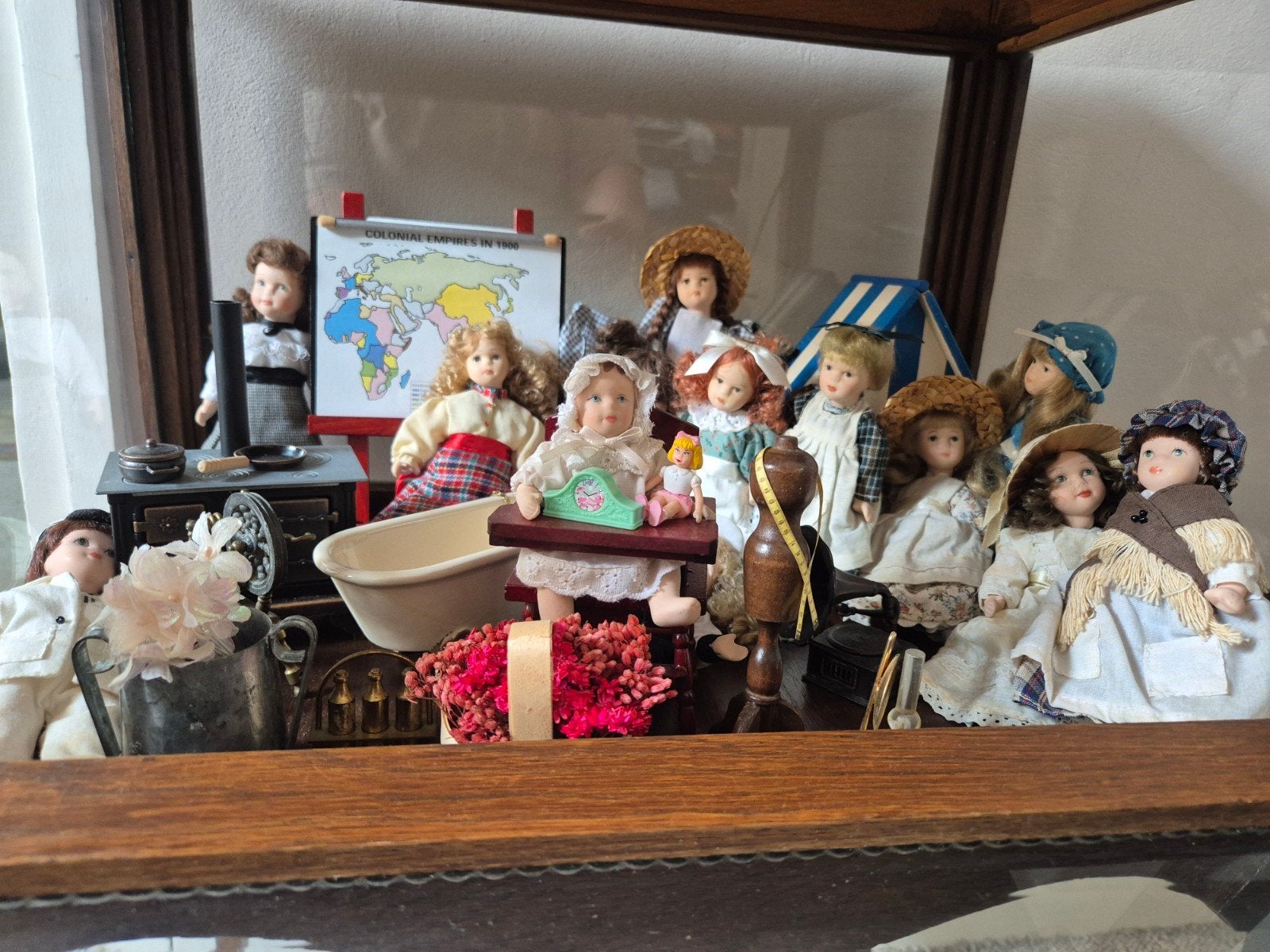 Argentijnse kleine porselein poppen jaar 2000, Verzamelen, Ophalen of Verzenden, Zo goed als nieuw, Pop