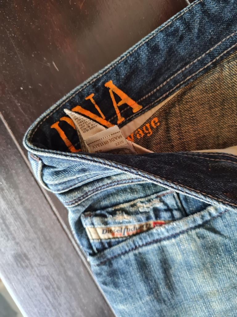 CLASSIC DIESEL POIAK DNA SLIM TAPERED DESTROY JEANS 32/32, Ophalen of Verzenden, Zo goed als nieuw, Blauw, W32 (confectie 46) of kleiner