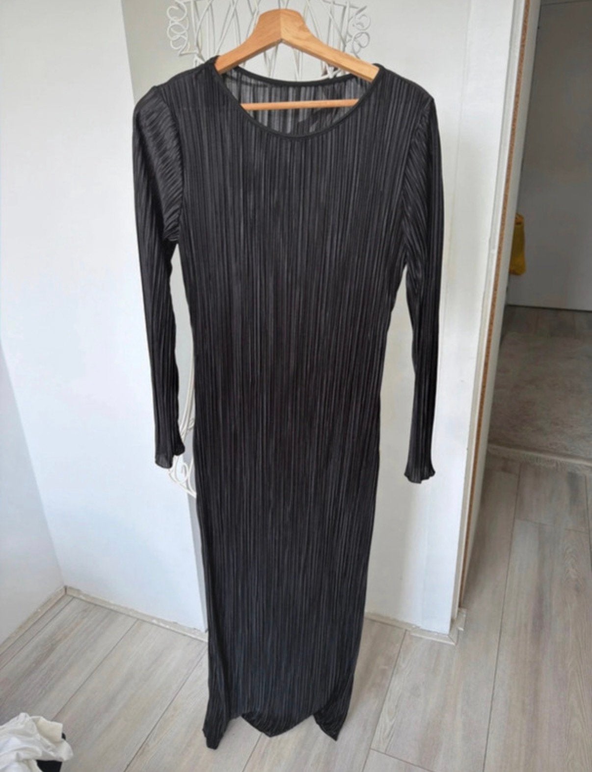 Lange jurk van shein, Kleding | Dames, Jurken, Maat 38/40 (M), Zwart, Ophalen of Verzenden, Zo goed als nieuw