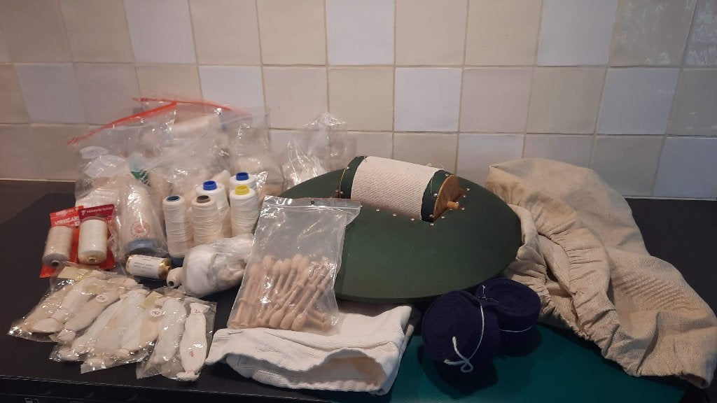 Glimåkra-kantkloskussen, Hobby en Vrije tijd, Kantklossen, Ophalen of Verzenden, Zo goed als nieuw, Kussen