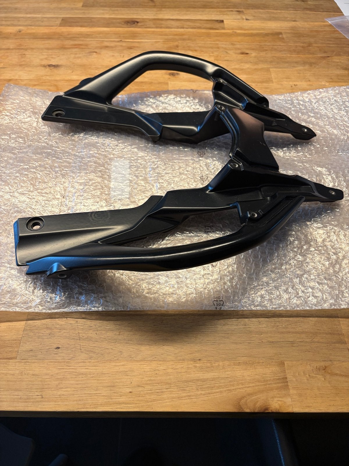 Originele BMW R1250R Topkoffer Beugel (OEM 46548534258), Ophalen of Verzenden, Gebruikt