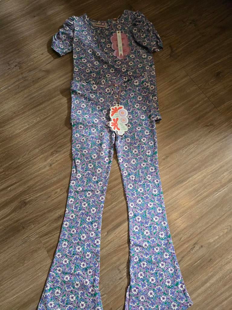 Z8 setje nieuw
Broek maat 122
Shirt 116-122, Ophalen of Verzenden, Nieuw, Meisje