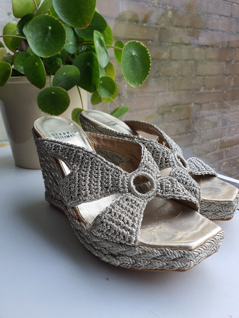 Stuart Weitzman sleehakken | Metallic goud/zilver | 39, Ophalen of Verzenden, Zo goed als nieuw, Overige kleuren, Sandalen of Muiltjes