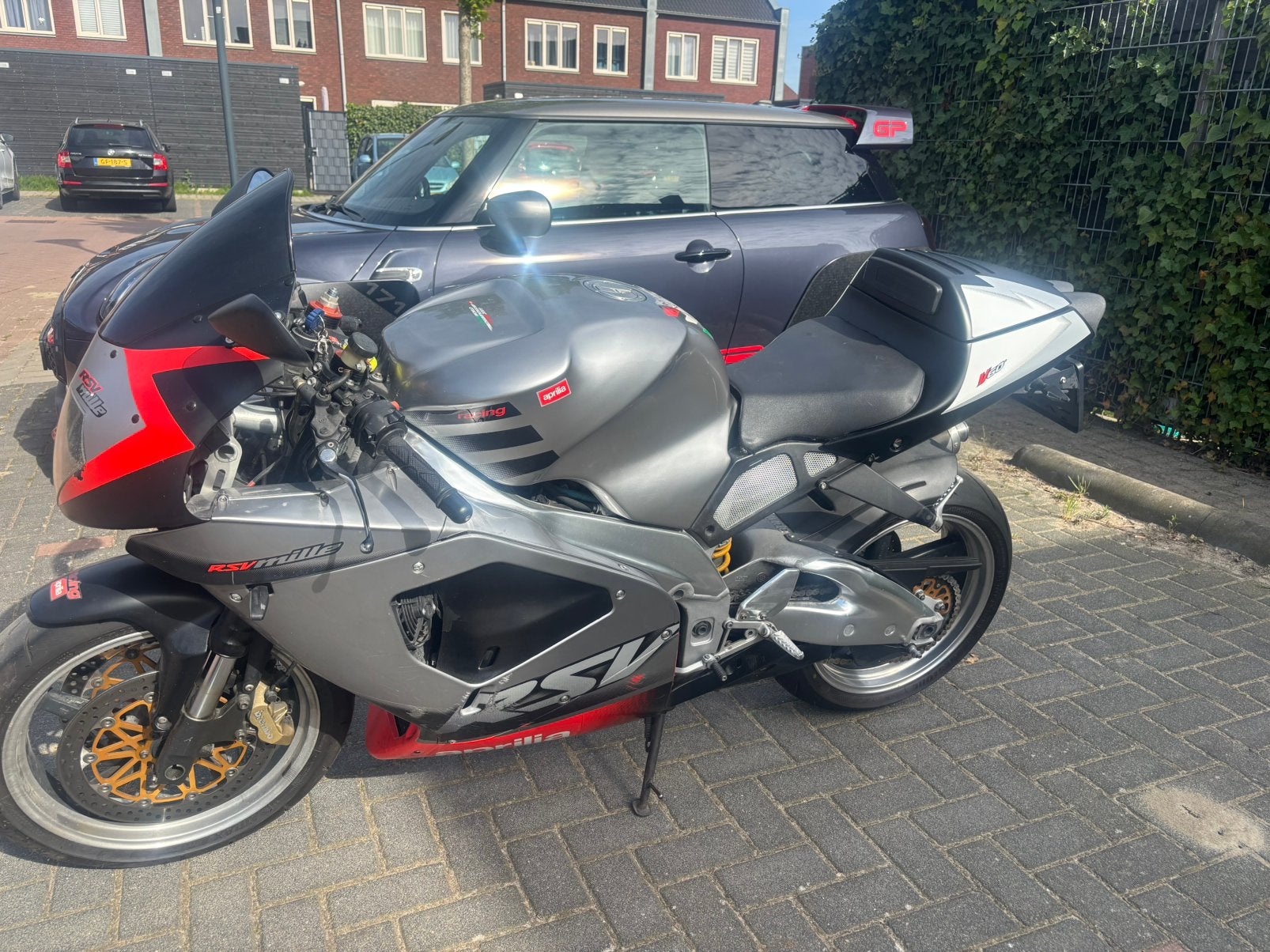 Aprilia RSV Mille, 2 cilinders, Motorrijbewijs A, Gebruikt, Handgeschakeld