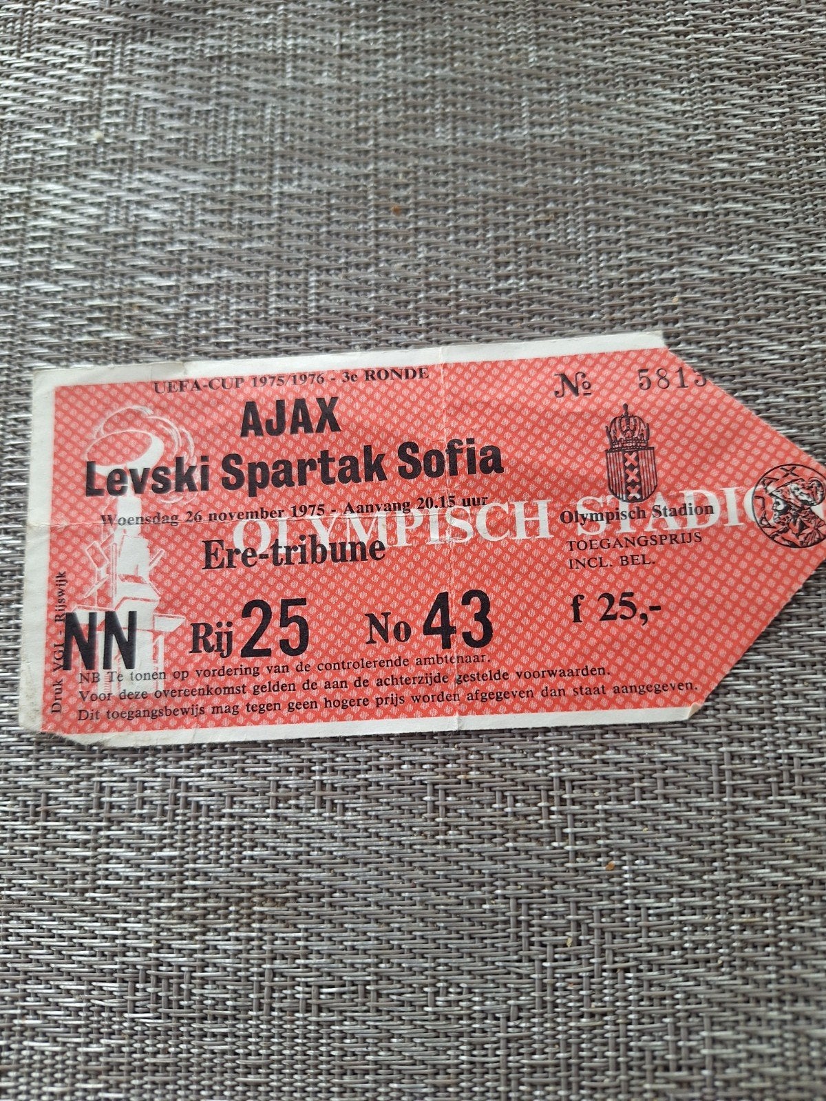 ticket Ajax Levski Sofia 26 -11- 1975, Verzamelen, Sportartikelen en Voetbal, Ophalen of Verzenden, Gebruikt, Ajax, Overige typen