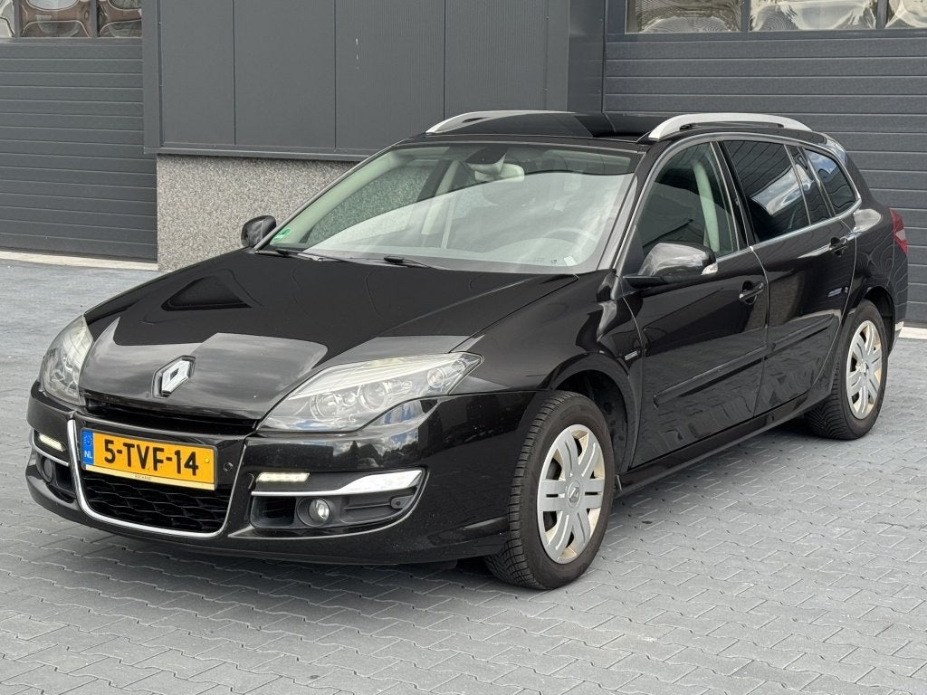 Renault Laguna Estate 1.5 dCi Bose 110pk *PANORAMA/NAVI, Auto's, Gebruikt, 4 cilinders, Leder en Stof, Origineel Nederlands