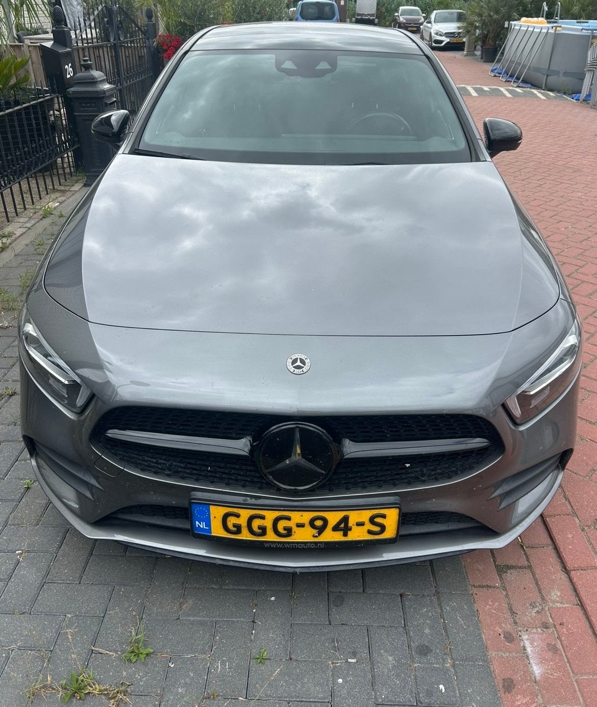 Mercedes-Benz A-Klasse A 250 e 218pk 8G-DCT 2021 Grijs, Auto's, Mercedes-Benz, 160 pk, Plug-in hybride, 1600 kg, Sedan