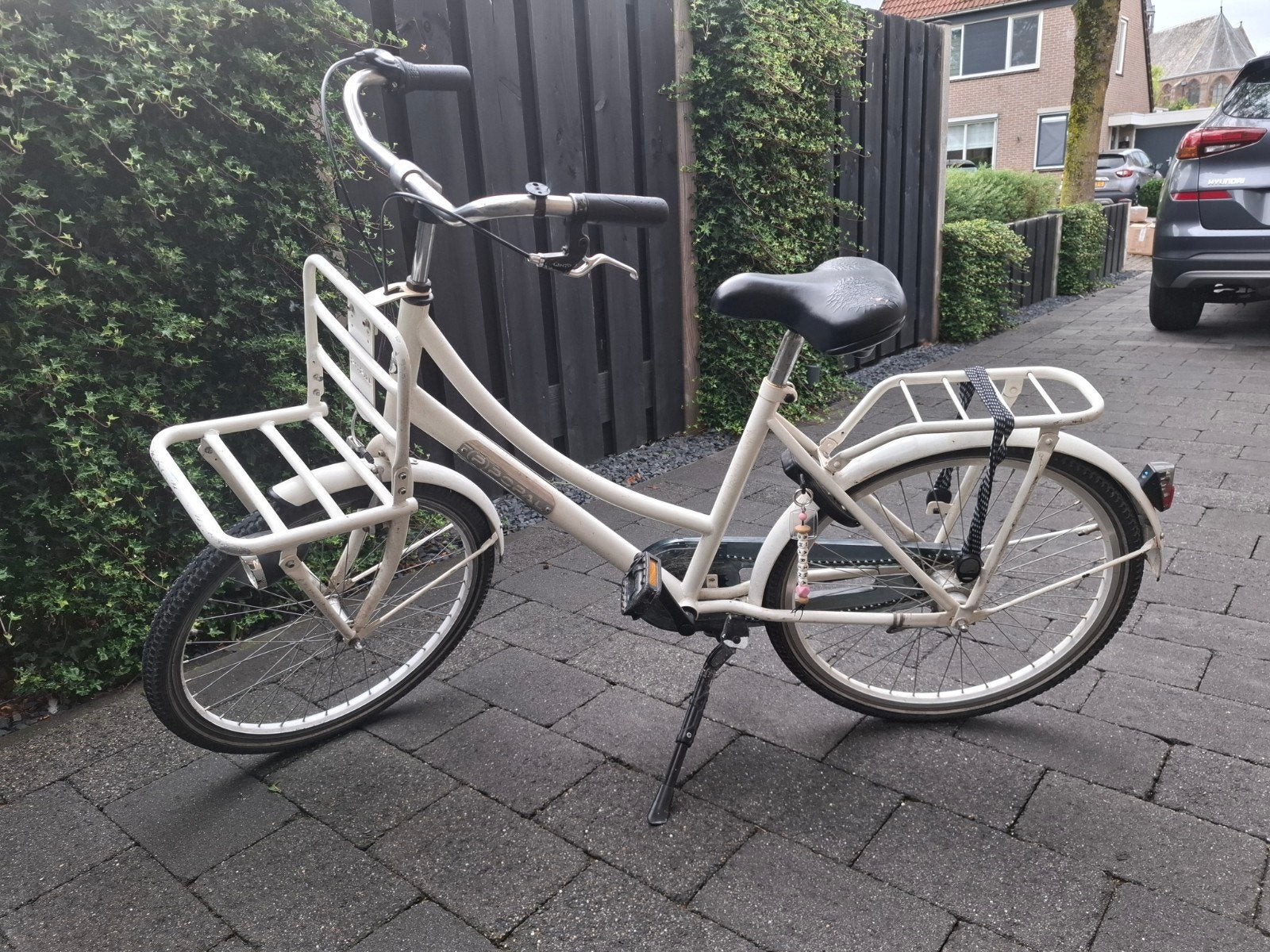 Meisjesfiets 24 inch - Wit met voordrager, Fietsen en Brommers, Ophalen of Verzenden