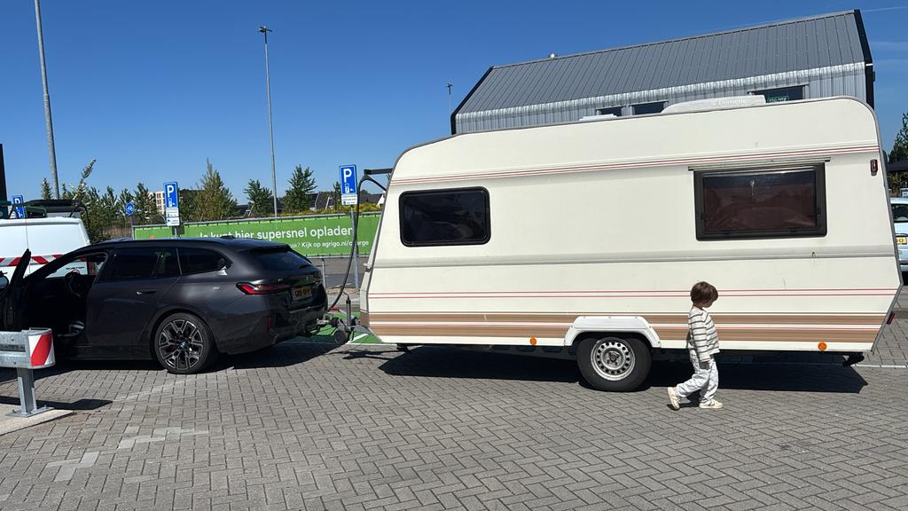 Gepimpte caravan met stapelbed, voortent en luifel, Overige merken, Stapelbed, 750 - 1000 kg, Particulier