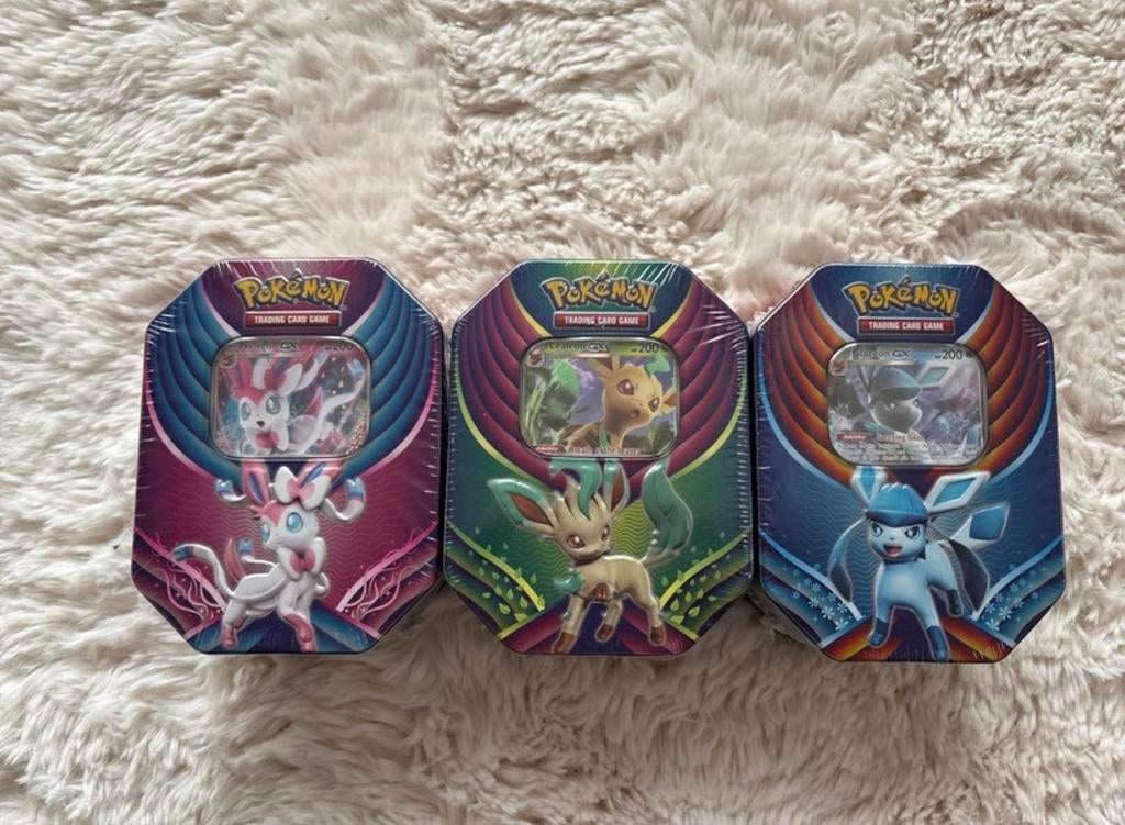 Pokémon TCG: Eevee Evolutions GX Tins (3 stuks), Ophalen, Nieuw, Overige typen, Foil