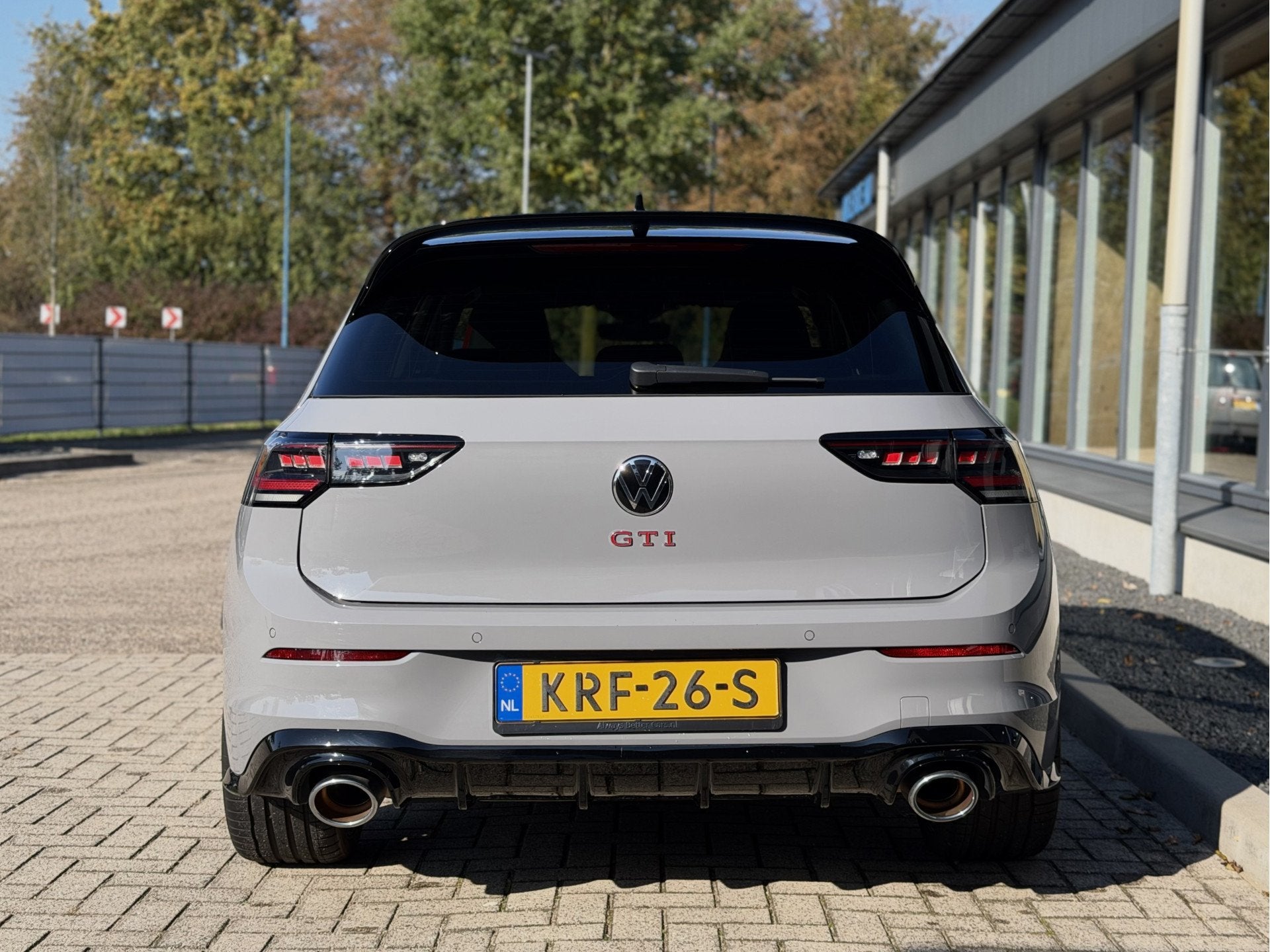 Volkswagen Golf 2.0 TSI GTI Clubsport HUD Pano HK ACC, Auto's, Dealer onderhouden, Gebruikt, 4 cilinders, 1984 cc