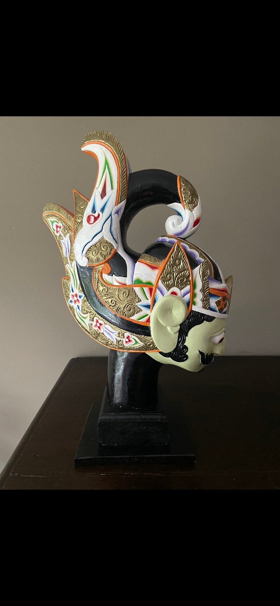 Prachtig gestoken / beschilderd Javaans houten beeld, Antiek en Kunst, Ophalen
