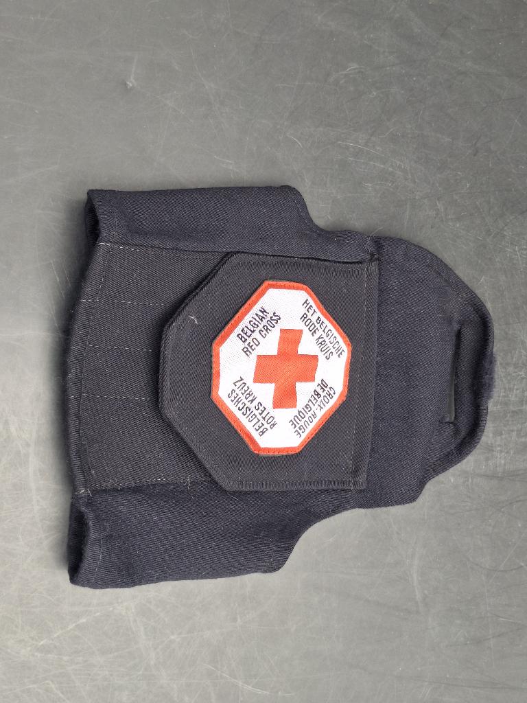 oude zwarte penhouder Belgisch rode kruis, 1980, Ophalen of Verzenden, Overige soorten, Overige gebieden, Kleding of Schoenen