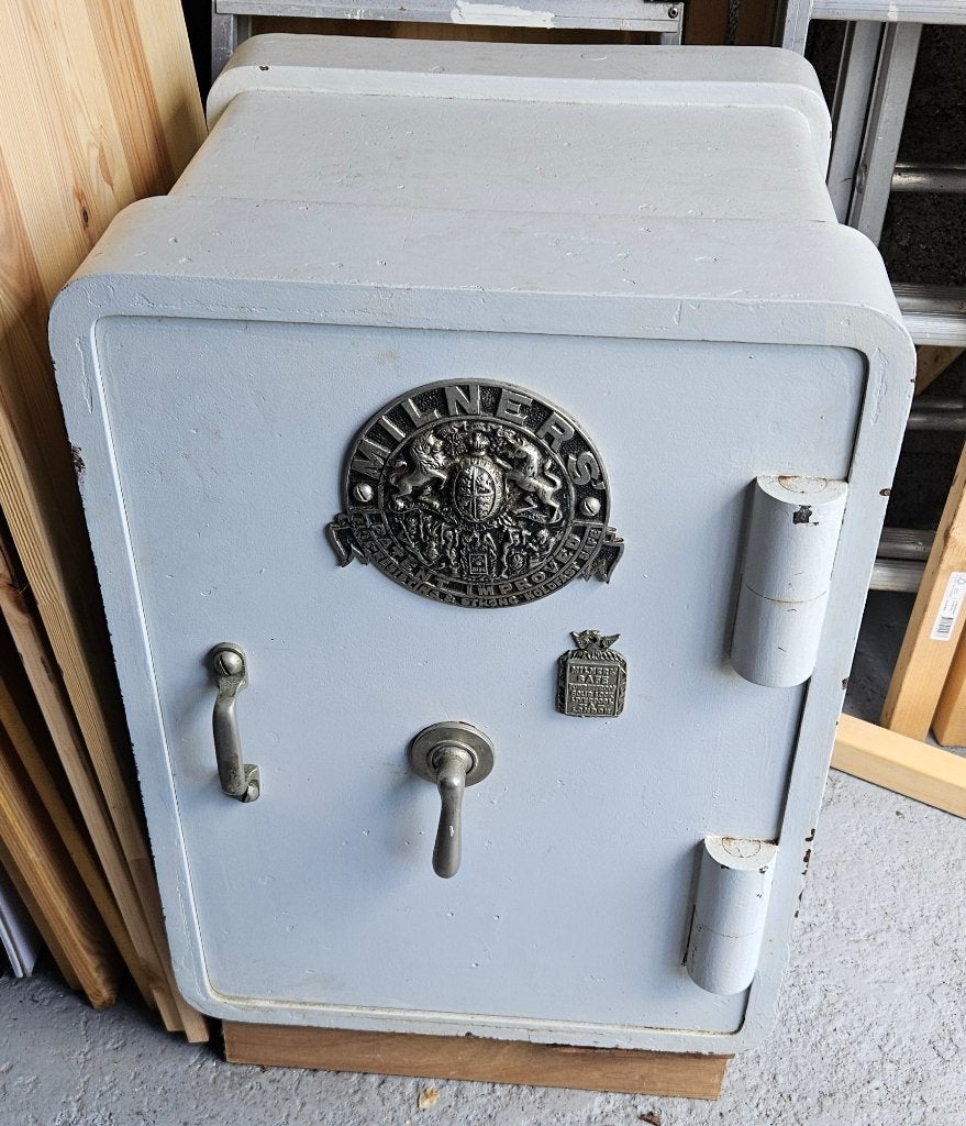 Prachtige vintage Milners brand- en inbraakwerende kluis., Ophalen, Gebruikt, Brandkast