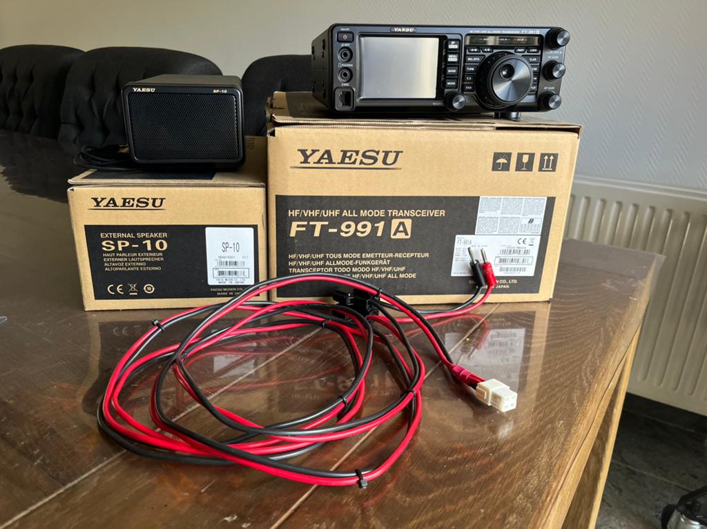 Yaesu FT-991A Transceiver + SP-10 + MD-100, Ophalen of Verzenden, Zo goed als nieuw, Zender en Ontvanger