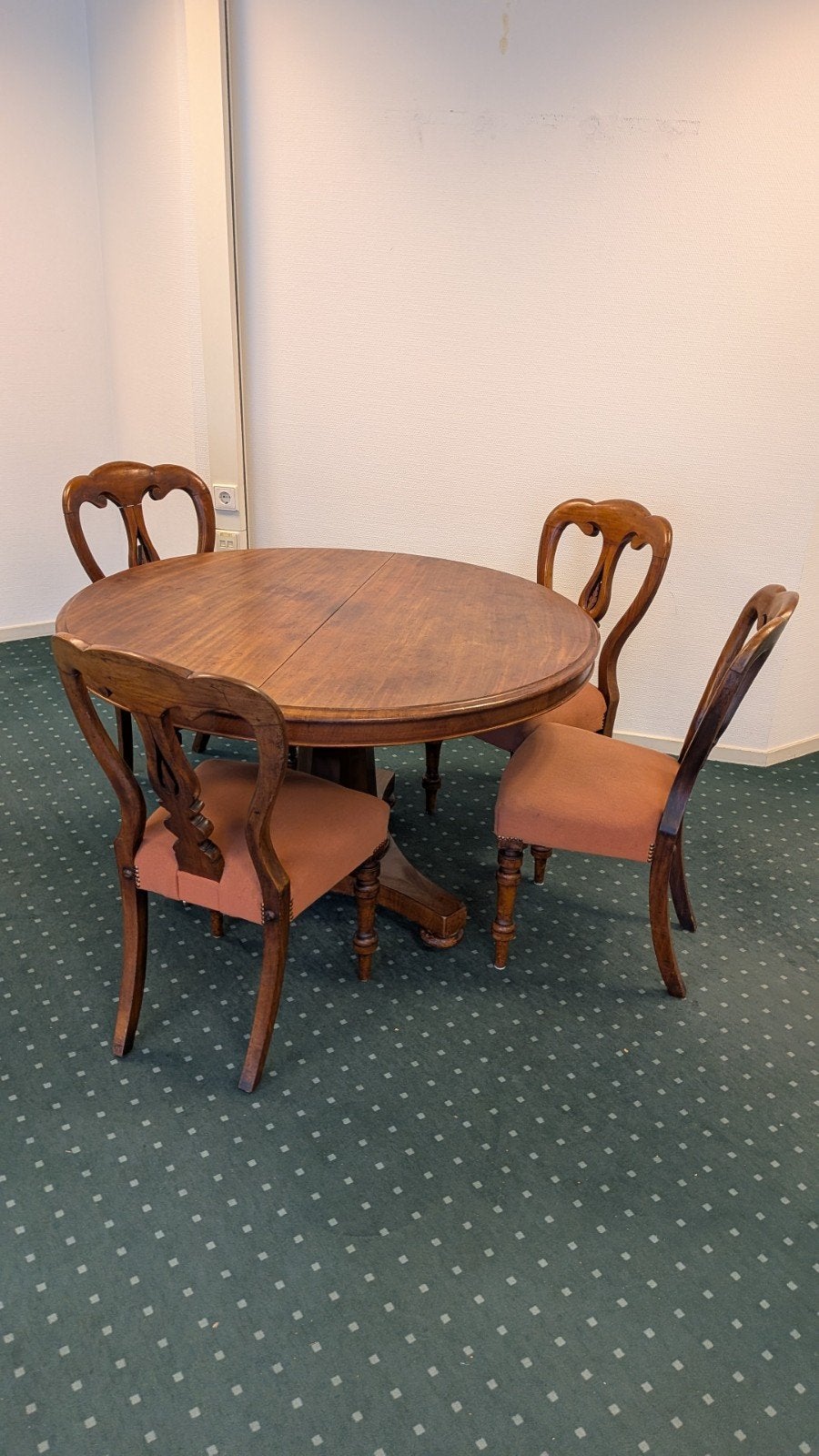 Mahonie houten ronde eettafel met 4 stoelen, Ophalen, Rond, 100 tot 150 cm, 100 tot 150 cm