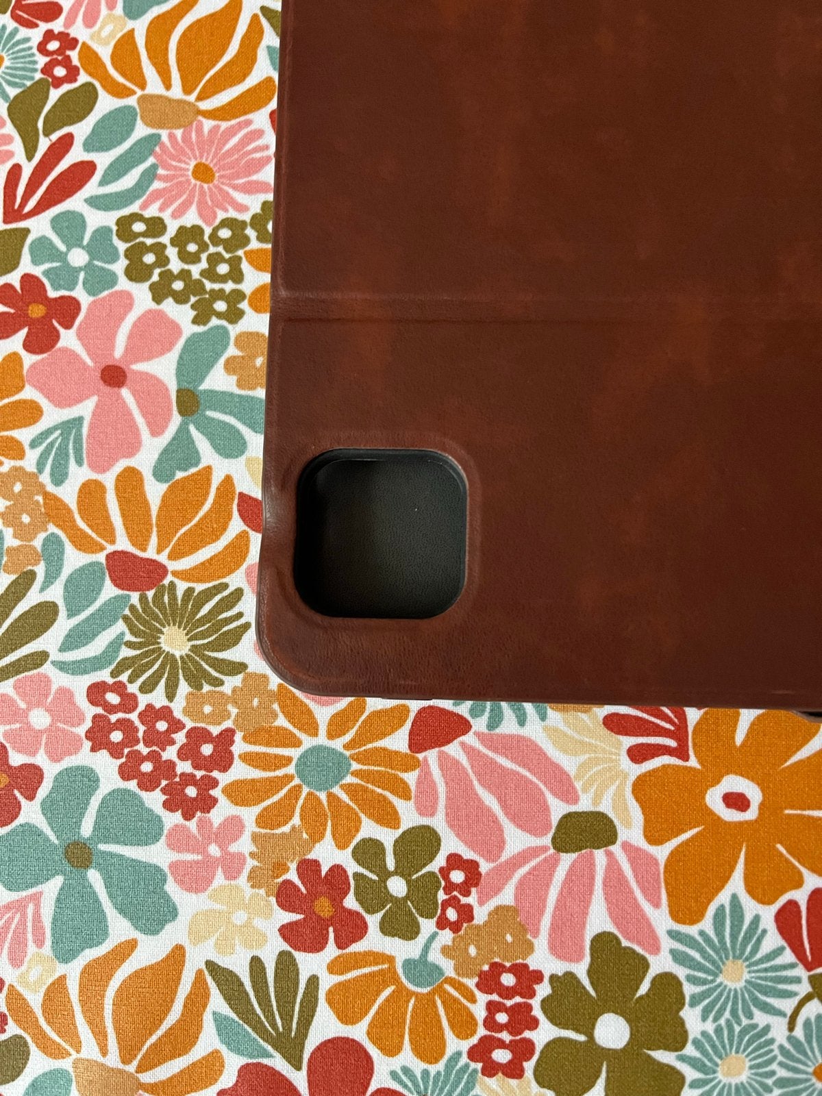 Antbox iPad hoes bruin 12,9 inch 2018-2022, 3e-6e generatie, Computers en Software, Apple iPads, Ophalen of Verzenden, Nieuw, Overige kleuren