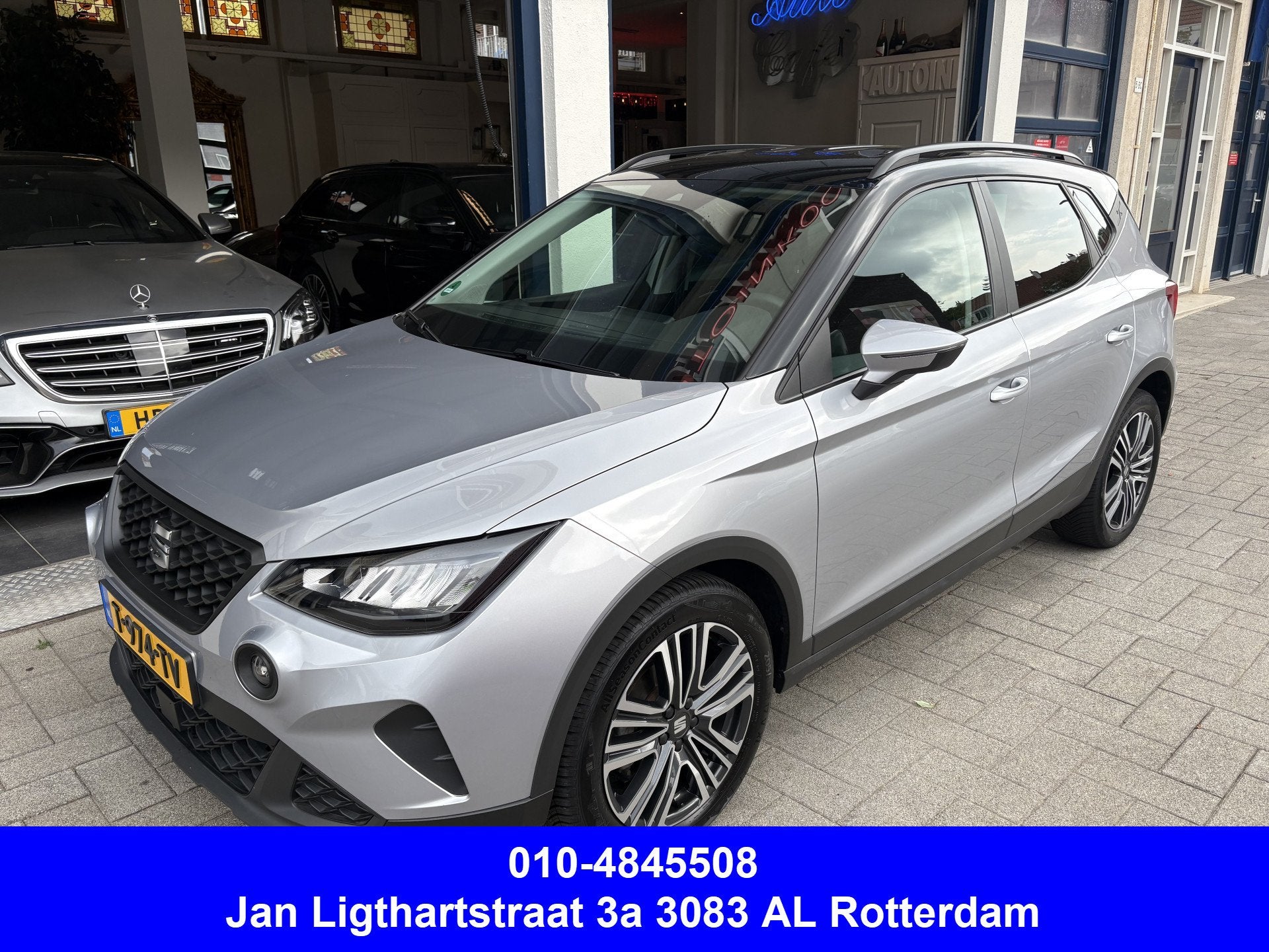 SEAT Arona 1.0 TSI Style Business Connect NL AUTO/1E EIGENAA, Auto's, Voorwielaandrijving, Automatische klimaatregeling, Gebruikt