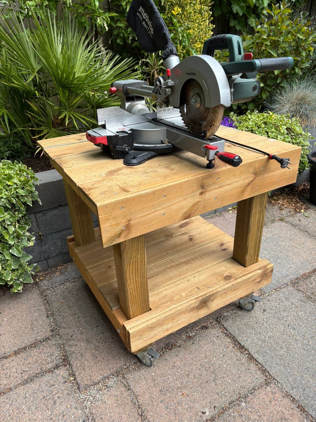 Metabo Afkortzaag / Verstekzaag met verrijdbare zaagtafel, Doe-het-zelf en Verbouw, Ophalen, Zo goed als nieuw, Afkortzaag, 30 tot 70 mm