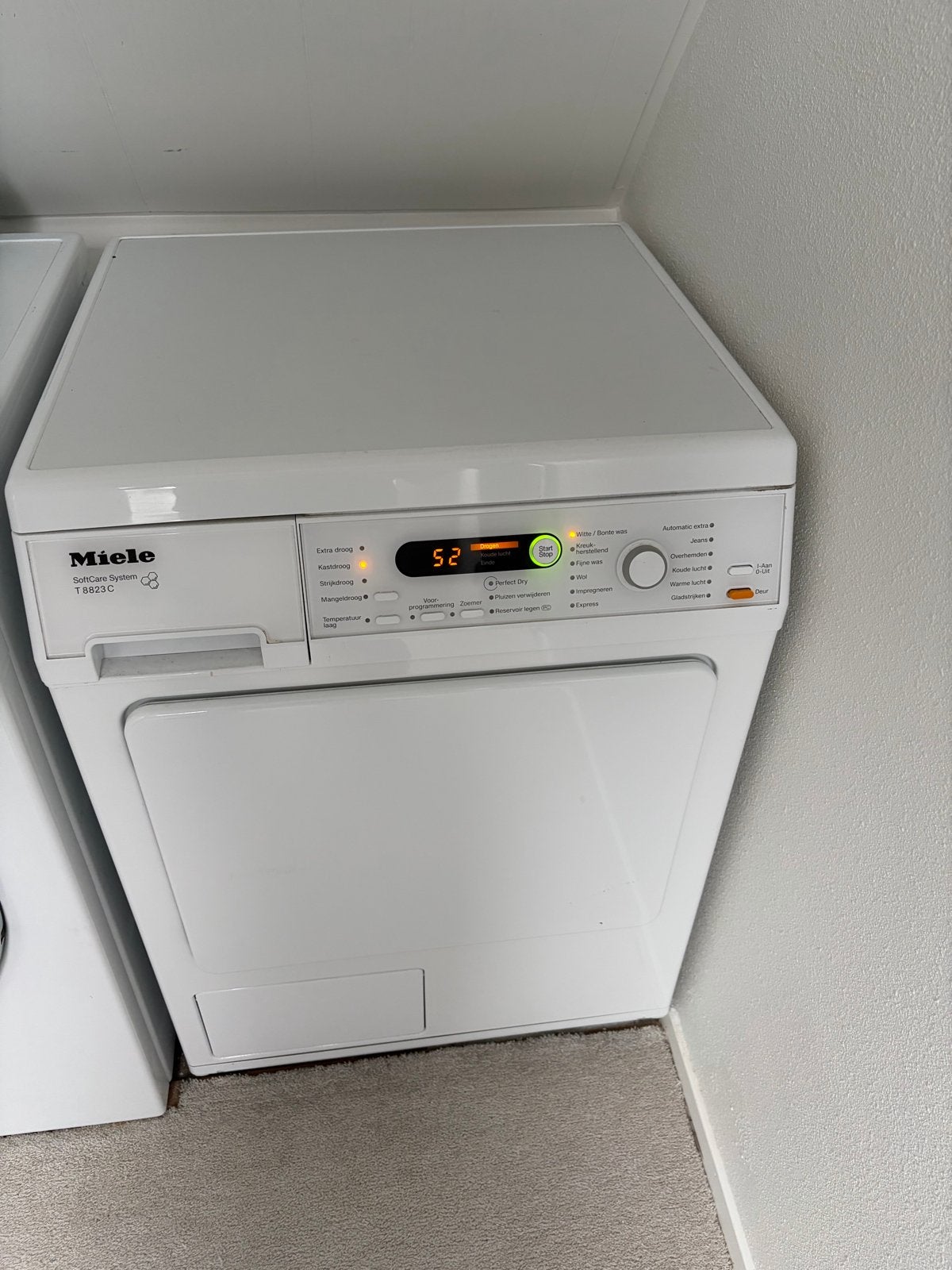 Miele SoftCare System T8823C Condensdroger, Witgoed en Apparatuur, Ophalen, 6 tot 8 kg, Gebruikt, Voorlader