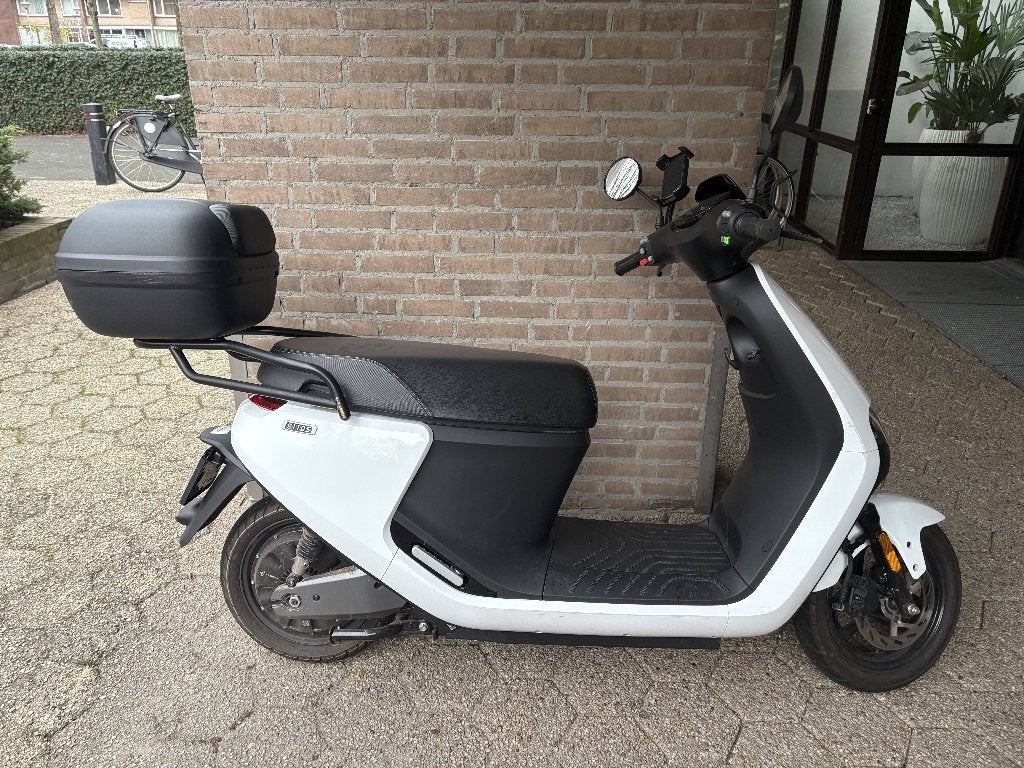 Segway Scooter E110S White in Eindhoven, Elektrisch, Zo goed als nieuw, Ophalen, Overige merken