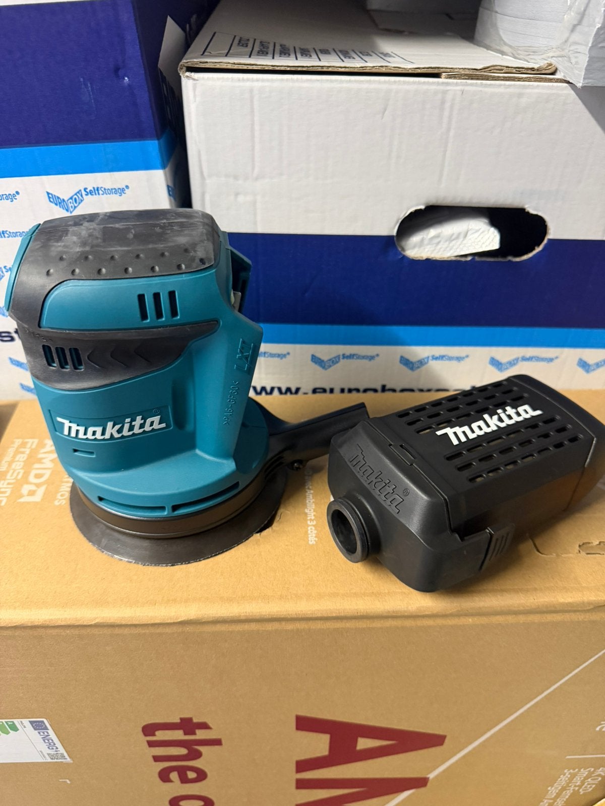 Makita 125mm excentrische schuurmachine. Nieuw., Doe-het-zelf en Verbouw, Ophalen, Nieuw, Minder dan 600 watt, Excentrische schuurmachine