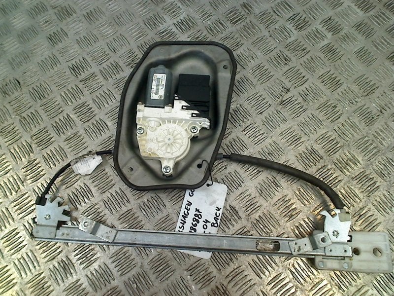 Raammechaniek Elek Rechts Achter + MOTOR Golf V (1K1) 2004, Gebruikt, Volkswagen, Volkswagen AG, Kundenbetreuung@volkswagen.de