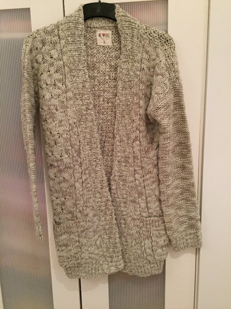 Dames cardigan maat xs 1x gedragen, Ophalen of Verzenden, Zo goed als nieuw, Maat 34 (XS) of kleiner