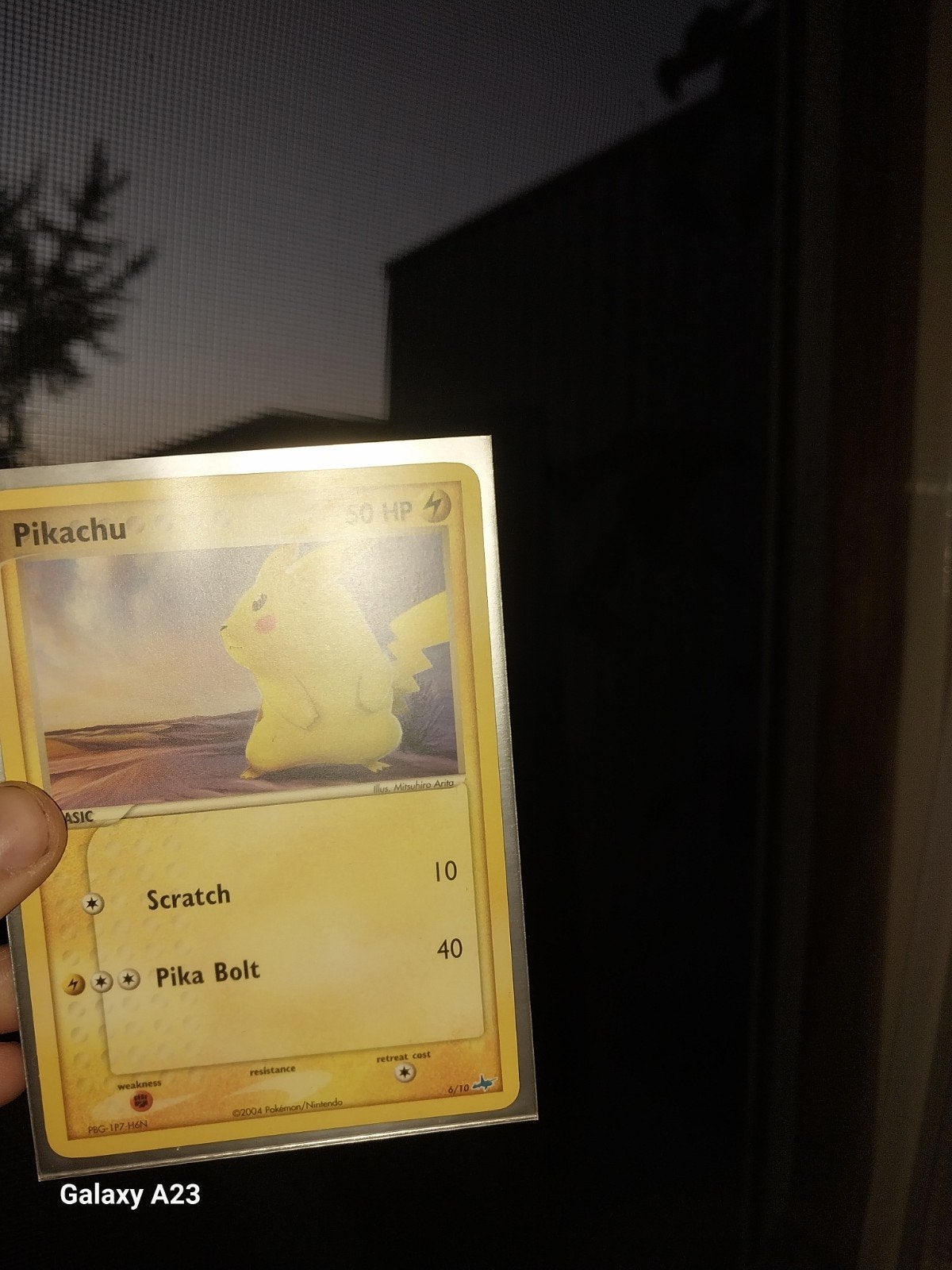 Pikachu Pokémon Kaart 2004 - Klassieke Editie, Hobby en Vrije tijd, Ophalen, Losse kaart