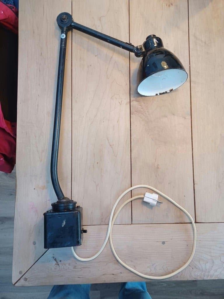 Vintage industriële machinelamp of bureaulamp, Ophalen