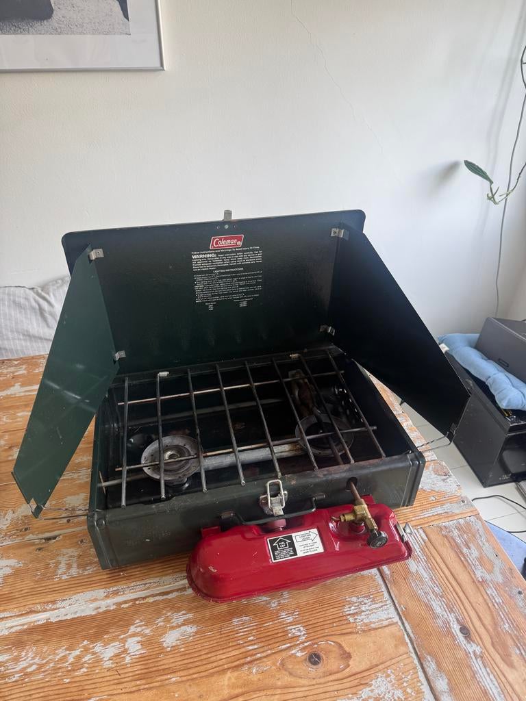 Coleman 425 F Benzine Camping Kooktoestel - 2 Pits, Ophalen of Verzenden, Gebruikt
