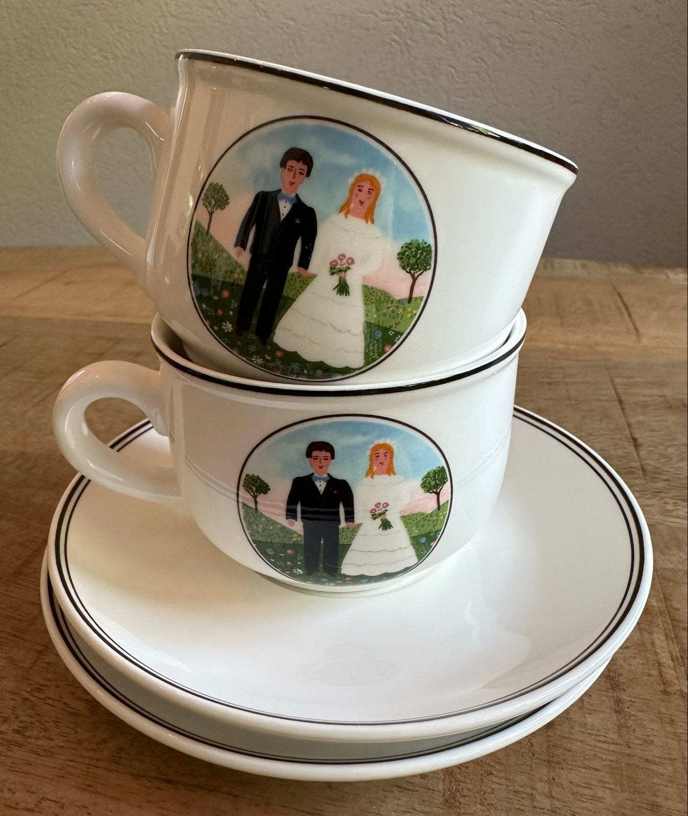 Villeroy & Boch Naïf Wedding Kop & Schotels Bruidspaar, Villeroy & Boch, Ophalen of Verzenden, Zo goed als nieuw, Kop(pen) en/of Schotel(s)