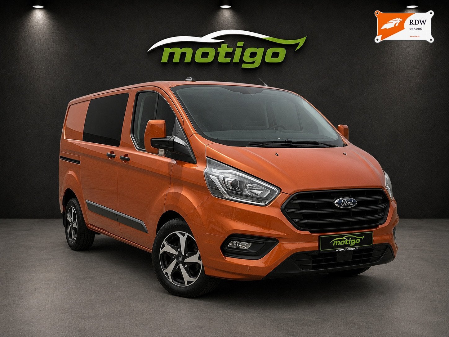 Ford Transit Custom 300 2.0 TDCI L1H1 Limited DC 1e eigenaar, Auto's, Stof, 2500 kg, Origineel Nederlands, Bedrijf