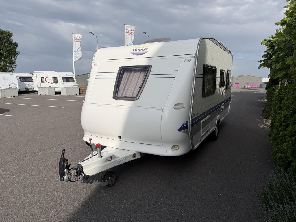 Hobby De Luxe 460 UFE Mover,Dorema voortent,Fietsdrager, Rondzit, Hobby, Bedrijf, Schokbreker