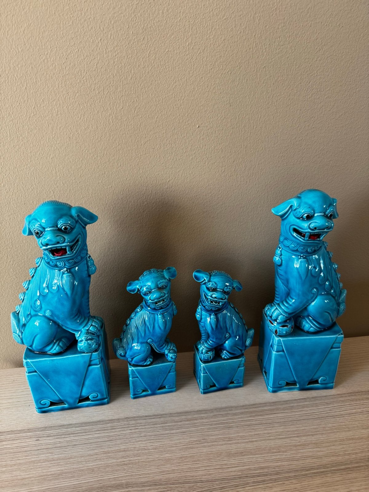 Set van 4 Chinese Foo Dogs/Leeuwen in turquoise keramiek, Ophalen of Verzenden, Zoogdier, 20 - 50 cm, Steen of Keramiek