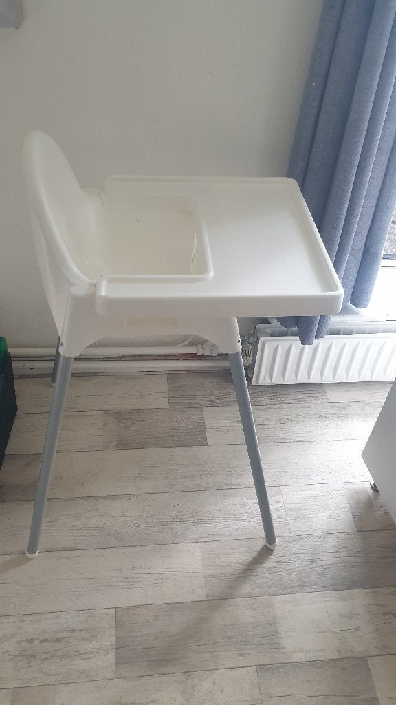 2x ikea kinderstoel, Kinderen en Baby's, Kinderstoelen, Ophalen, Gebruikt, Overige typen, Afneembaar eetblad