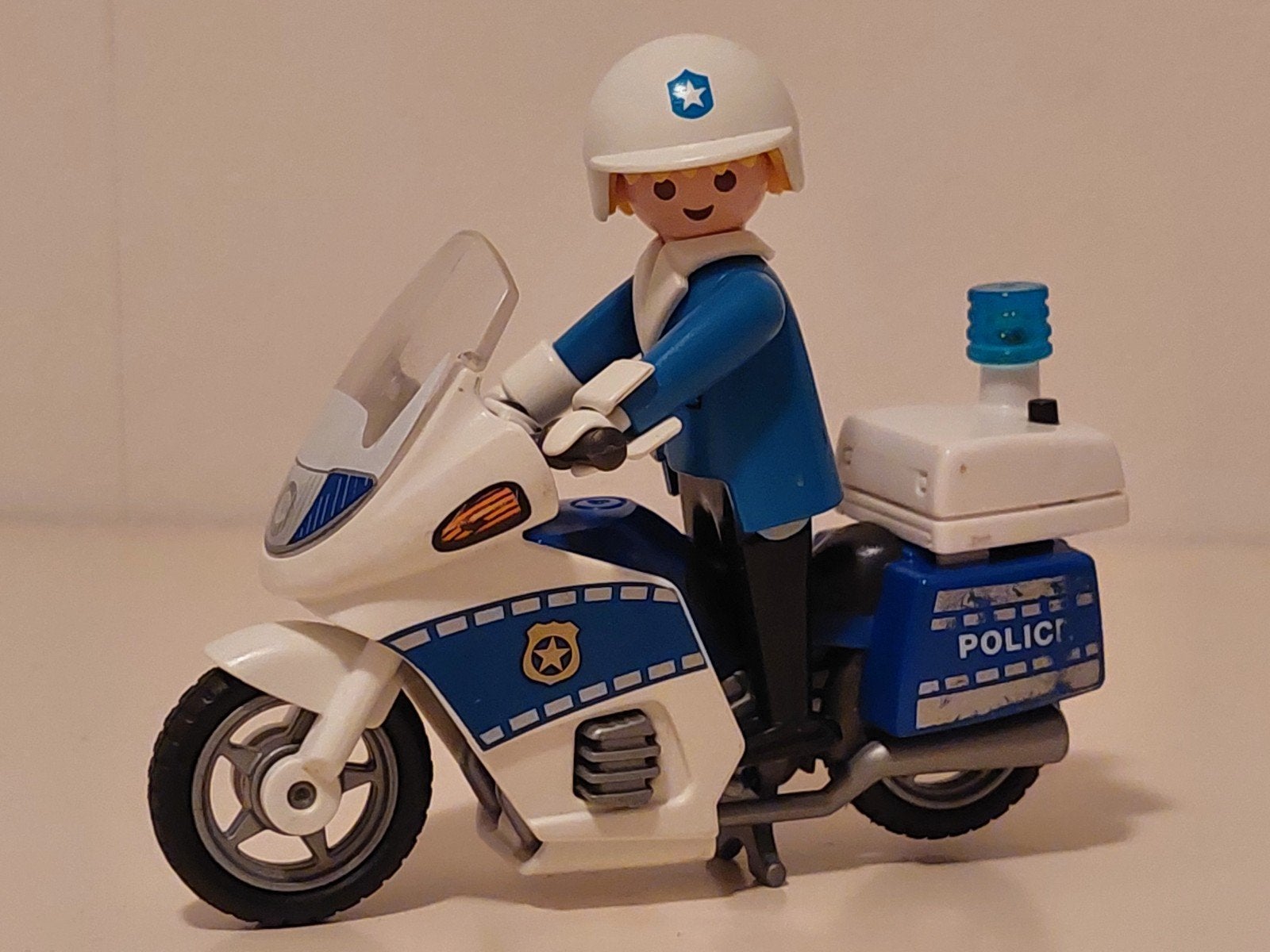 Playmobil politiemotor met agent, Ophalen of Verzenden, Gebruikt, Complete set