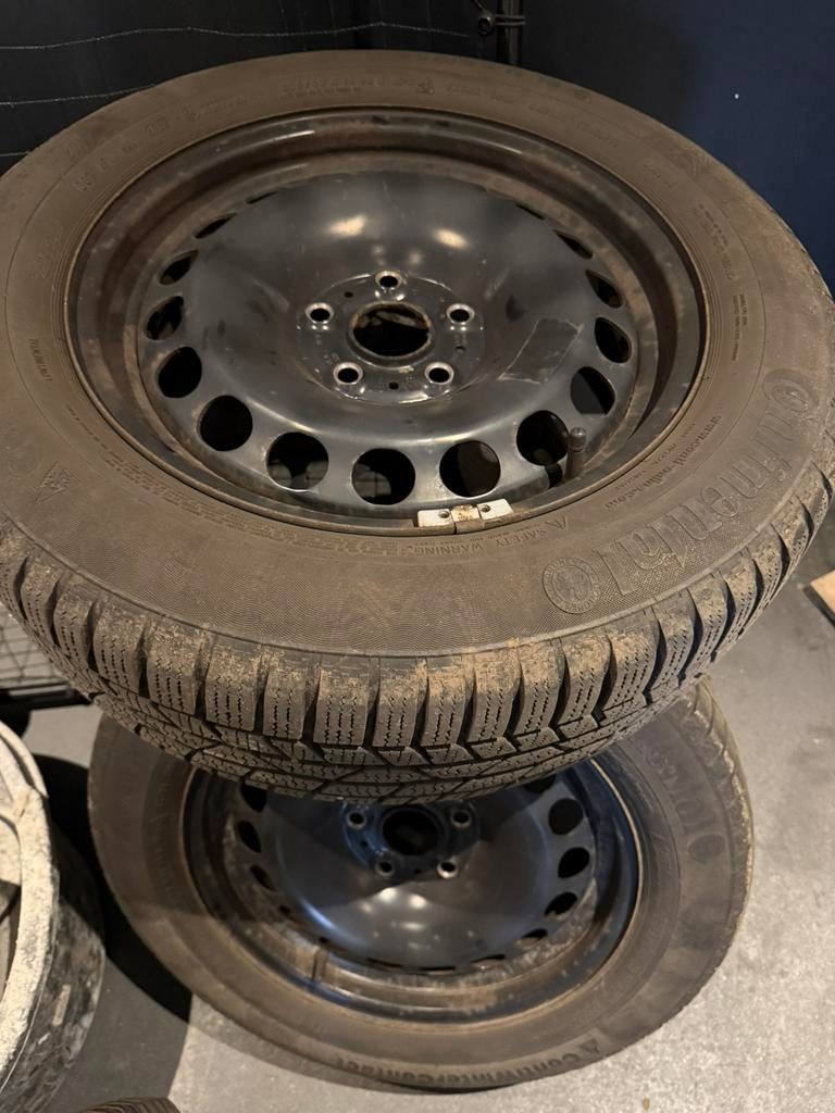 Nette winterbanden 205/60/r16, Ophalen of Verzenden, Zo goed als nieuw