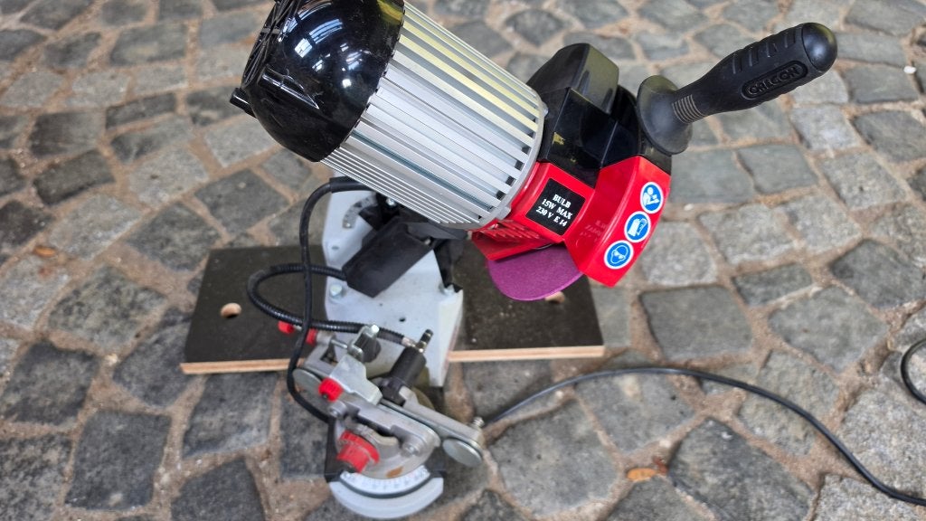 Oregon prof. hydraulische kettingslijper, Ophalen, Zo goed als nieuw, Minder dan 700 watt, Haakse handslijpmachine