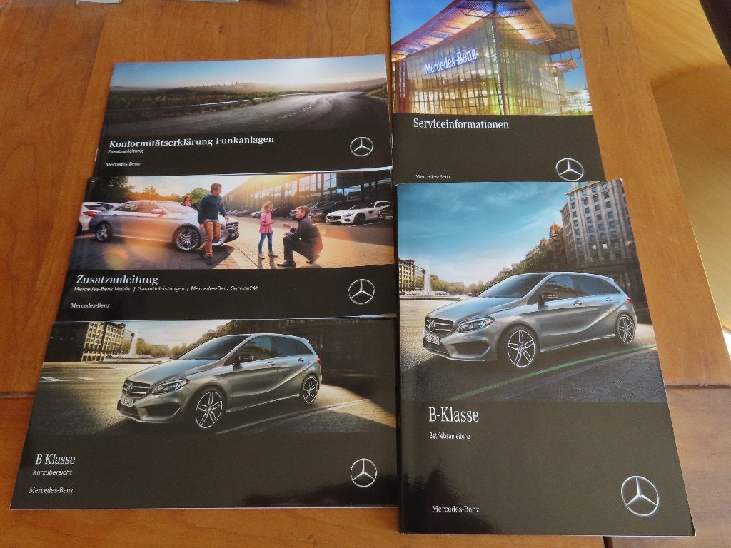 Instructieboek Mercedes-Benz B-klasse W246 2017 + bijlagen, Ophalen of Verzenden