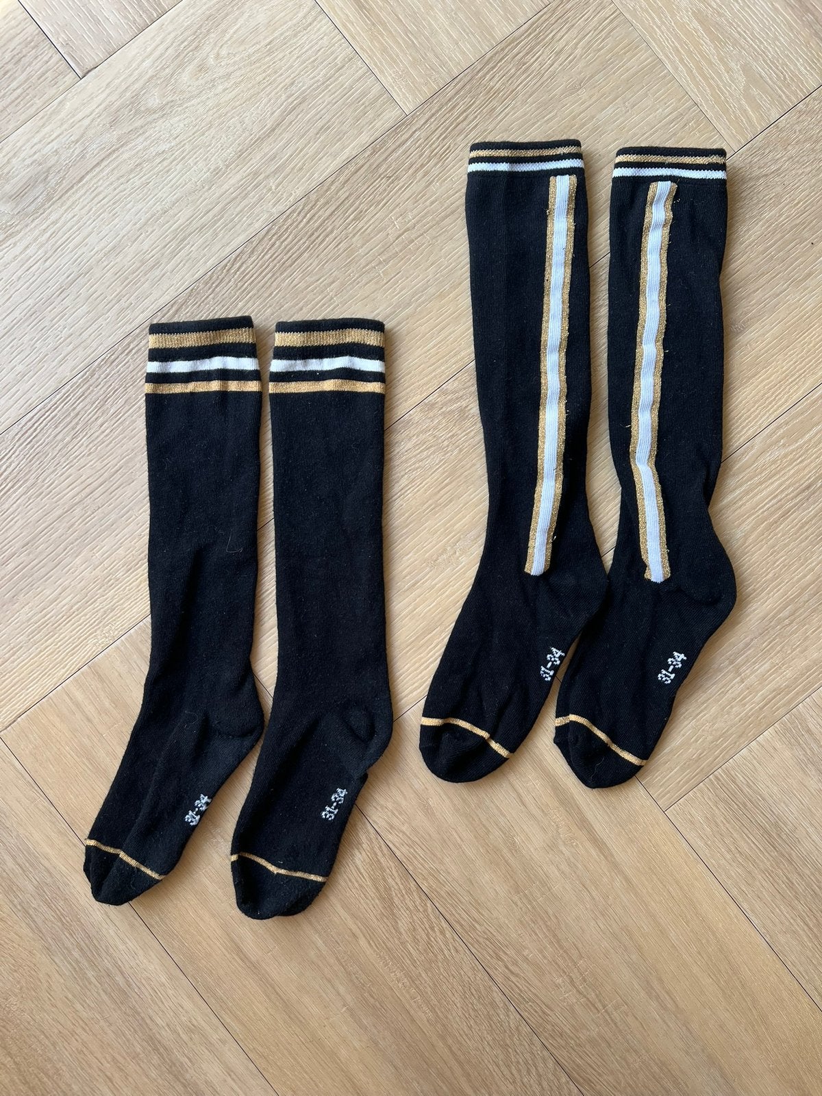 Kniekousen zwart, maat 31-34, Ophalen of Verzenden, Zo goed als nieuw, Meisje, Sokken