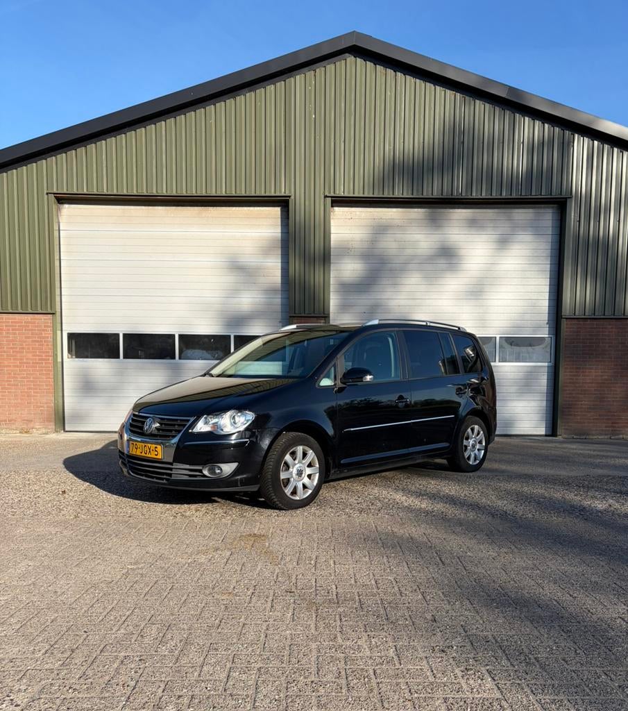 Volkswagen Touran 2.0 TDI 103KW 2009 Zwart, Auto's, Voorwielaandrijving, Zwart, 4 cilinders, Zwart