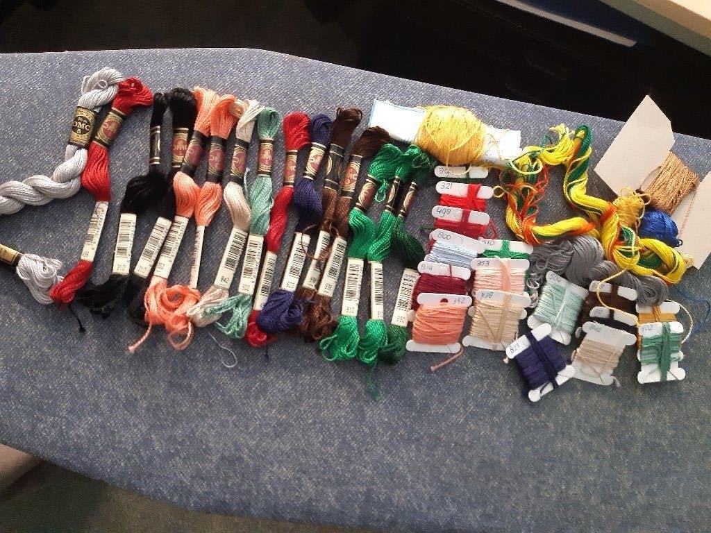 DMC garen, Hobby en Vrije tijd, Borduren en Borduurmachines, Ophalen of Verzenden, Gebruikt, Handborduren, Borduurgaren of Zijde