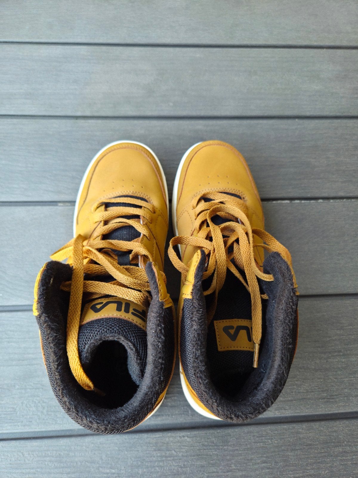 Fila sneakers, maat 43, zo goed als nieuw, Kleding | Heren, Schoenen, Ophalen of Verzenden, Zo goed als nieuw, Sneakers of Gympen