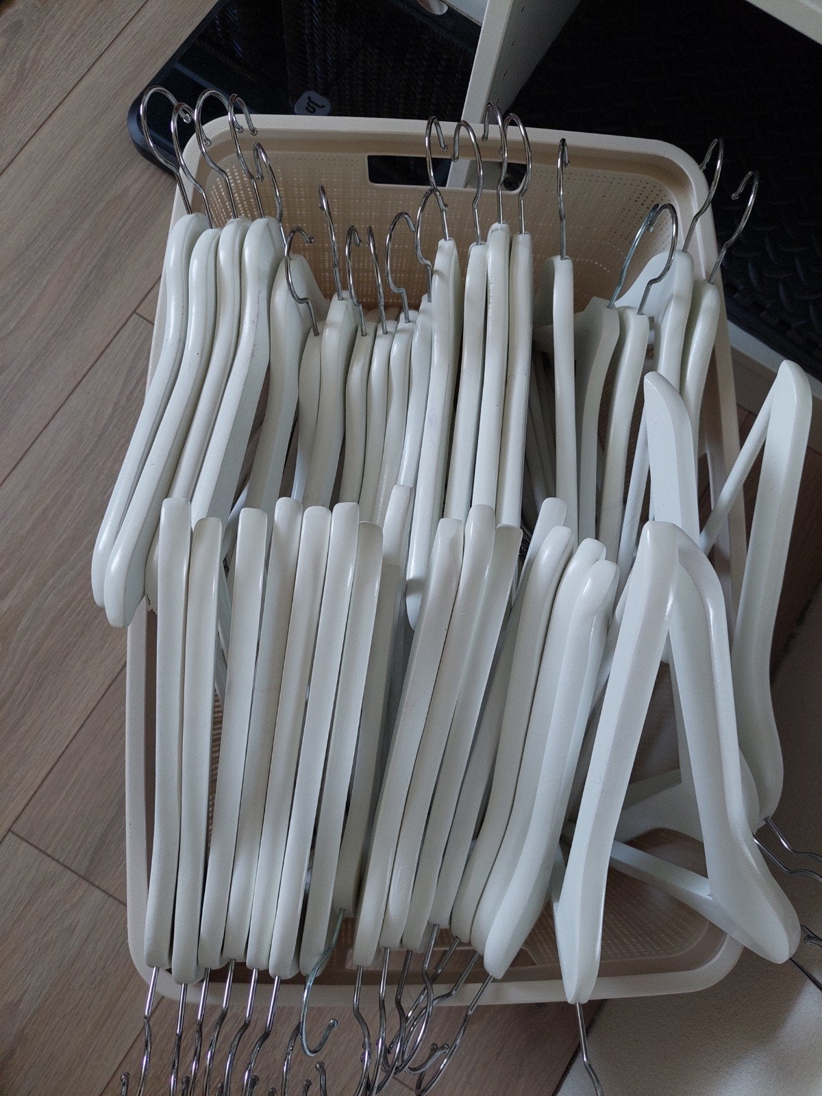 ikea witte houten kledinghangers, prima kwaliteit, Ophalen of Verzenden, Zo goed als nieuw, Hout