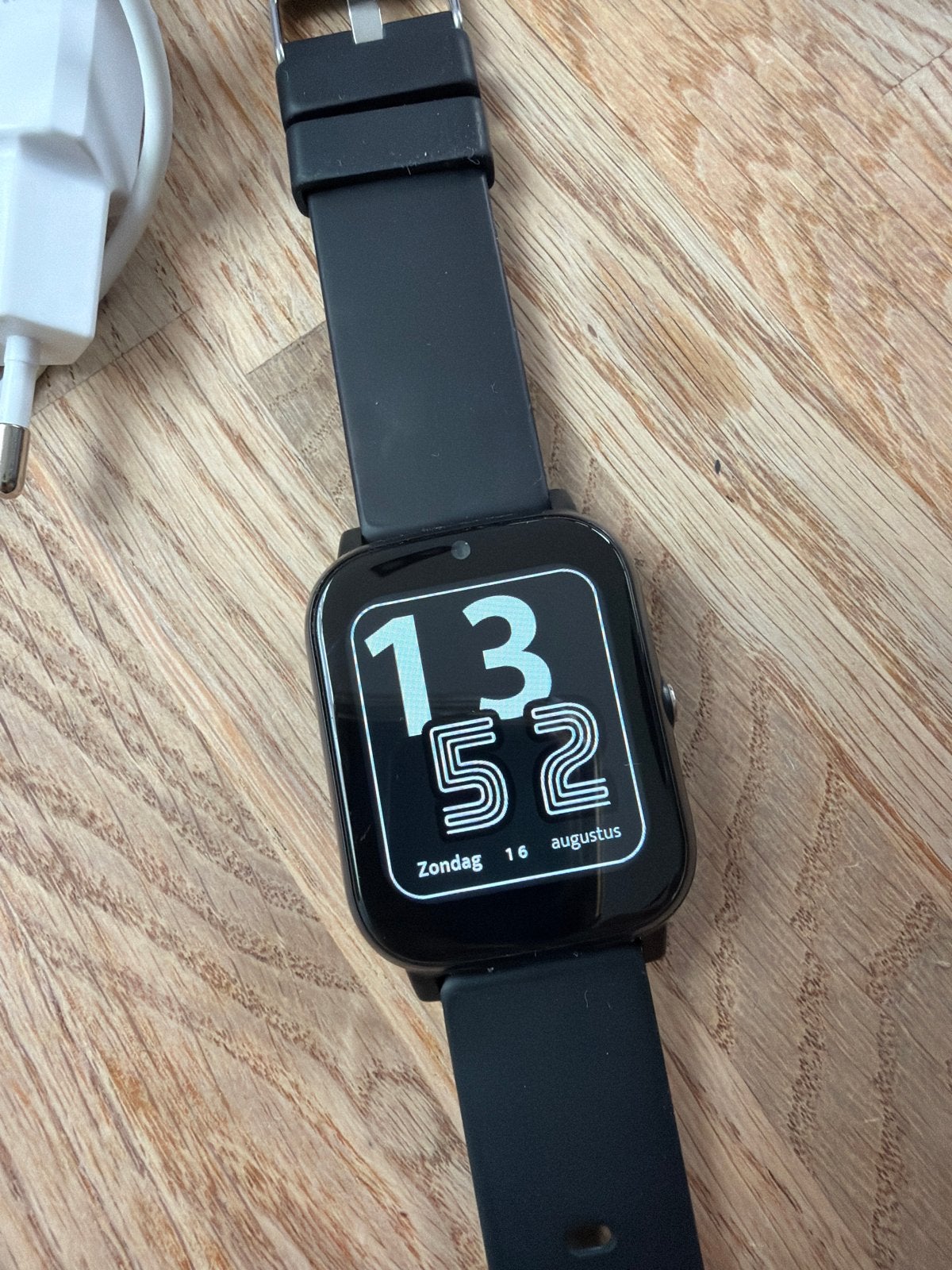 One2Track Smartwatch Zwart - Zo goed als nieuw, Zwart, Ophalen of Verzenden, Zo goed als nieuw, GPS